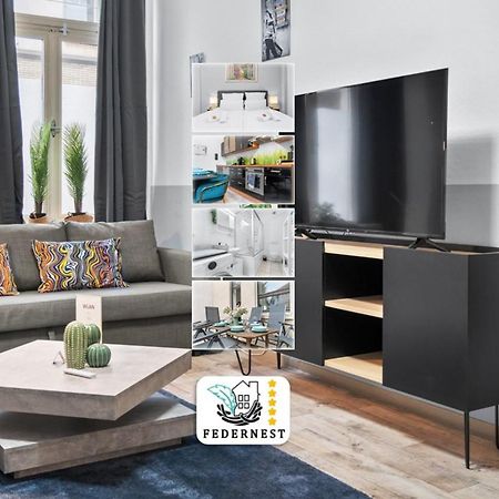 Tolles Design, Hochwertig, Vollausstattung, 3 Zimmer, Grosses Bad & Gaeste-Wc, Grosse Kueche, 3 X Smart Tv, 11 Min Zum Hbf 뒤스부르크 외부 사진